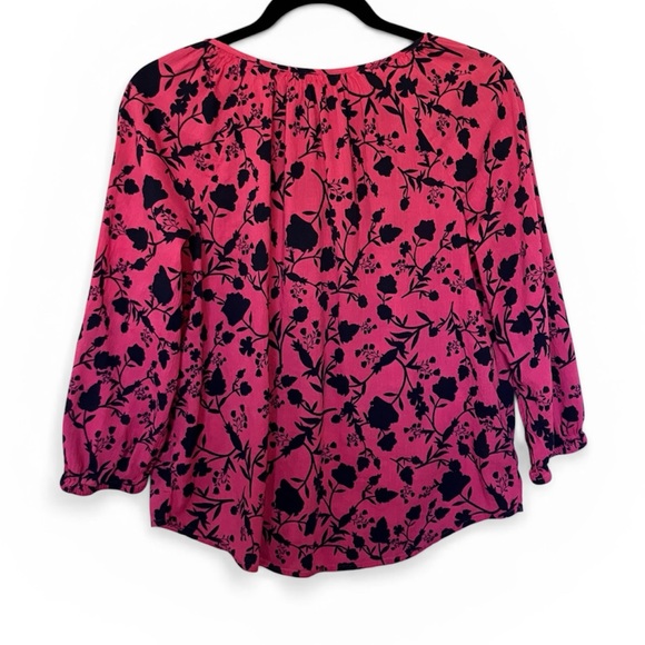 St. John's Bay Pink and Dark Navy Floral Blouse Size Small - Picture 2 of 10